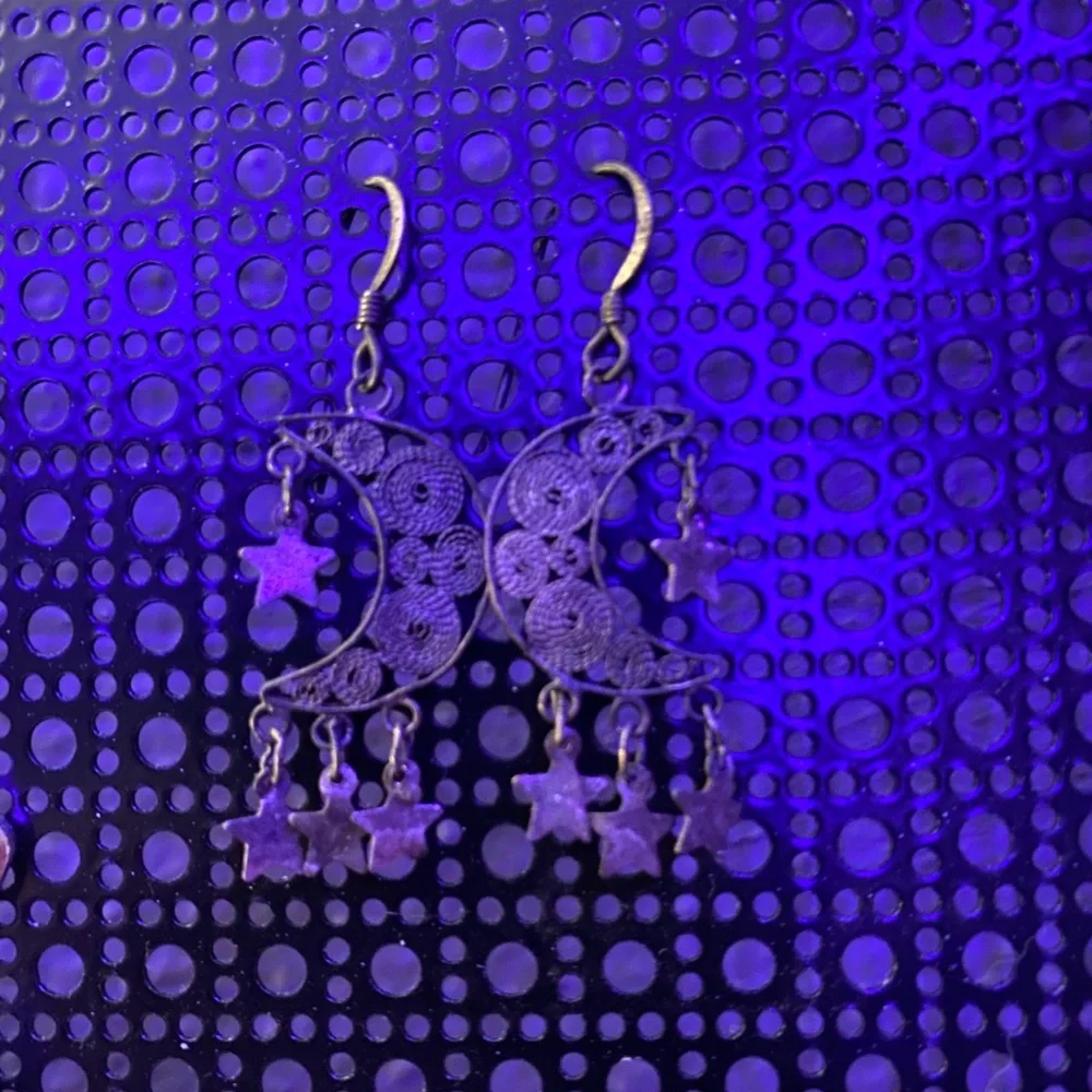 earrings - Picture 1 of 1